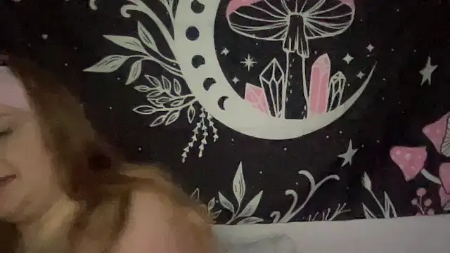 Snapshot of thickgingergoddess chatting on February 8, 2025, 4:36 am thickgingergoddess online show from February 8, 2025, 4:36 am