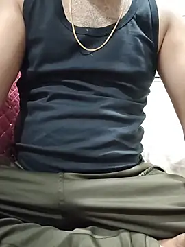 samee00721 online show from July 29, 2026, 6:39 pm