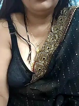 Snapshot of Mayuri77 chatting on February 3, 2025, 7:07 am Mayuri77 online show from February 3, 2025, 7:07 am