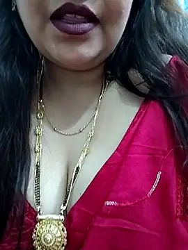 Snapshot of Mayuri77 chatting on February 22, 2025, 5:13 pm Mayuri77 online show from February 22, 2025, 5:13 pm