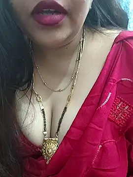 Snapshot of Mayuri77 chatting on February 25, 2025, 4:46 am Mayuri77 online show from February 25, 2025, 4:46 am