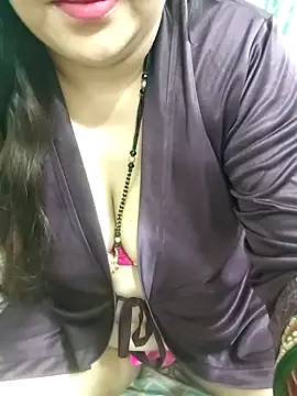 Snapshot of Mayuri77 chatting on September 13, 2025, 7:24 pm Mayuri77 online show from September 13, 2025, 7:24 pm