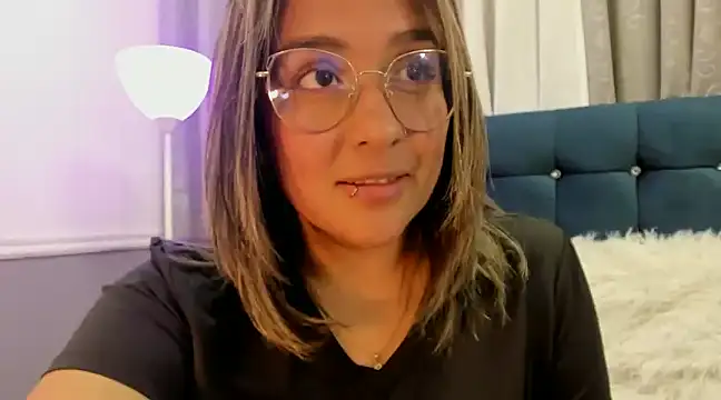 Pandoracherry online show from February 27, 2025, 2:32 am