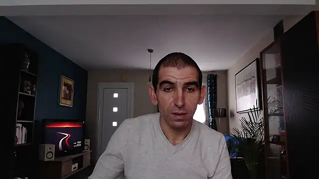 Samir 44200 online show from December 5, 2024, 2:33 pm