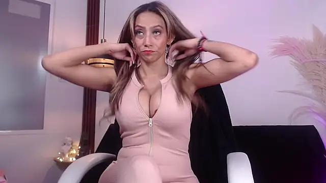 salome drasin online show from September 23, 2025, 1:08 am