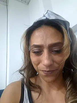 salome drasin online show from November 25, 2025, 10:43 pm