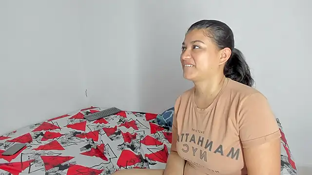alexa  freddryy online show from December 21, 2024, 3:42 pm