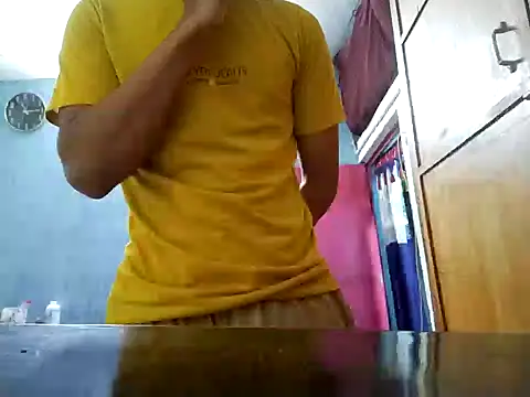 Snapshot of Vishuuuu__13 chatting on December 12, 2024, 5:48 pm Vishuuuu 13 online show from December 12, 2024, 5:48 pm