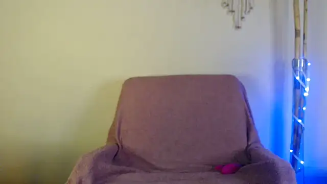 natgirlnatural online show from March 6, 2026, 8:27 pm