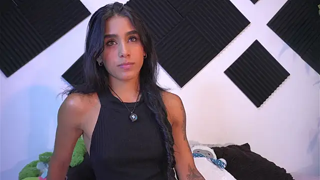 Ambeer Rousess online show from October 12, 2025, 7:29 am