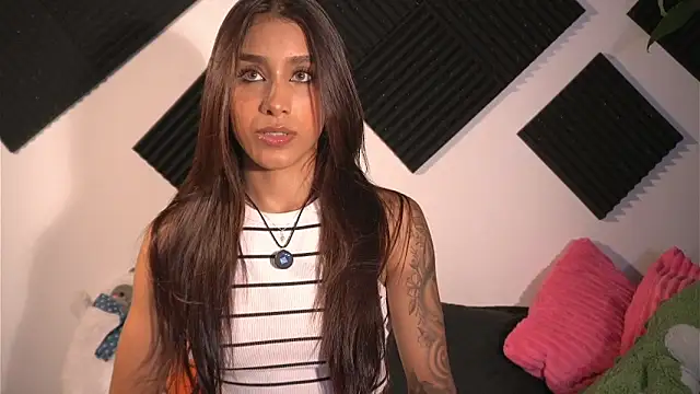 Ambeer Rousess online show from November 18, 2025, 12:16 am