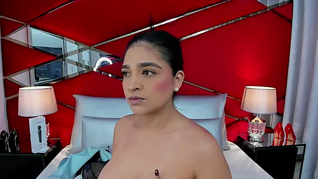 Snapshot of AdeleGray chatting on January 13, 2025, 11:41 am AdeleGray online show from January 13, 2025, 11:41 am