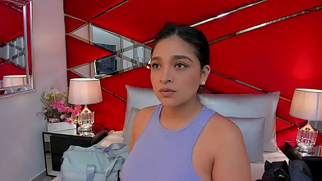 Snapshot of AdeleGray chatting on March 4, 2025, 12:01 pm AdeleGray online show from March 4, 2025, 12:01 pm