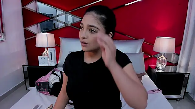 Snapshot of AdeleGray chatting on September 25, 2025, 11:47 am AdeleGray online show from September 25, 2025, 11:47 am