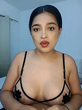 Snapshot of AdeleGray chatting on November 11, 2025, 9:42 am AdeleGray online show from November 11, 2025, 9:42 am