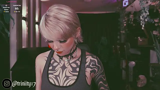 Snapshot of Trinity___s chatting on September 17, 2025, 3:41 am Trinity s online show from September 17, 2025, 3:41 am