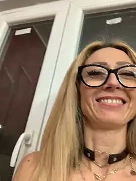 Snapshot of harleyejoker1 chatting on December 28, 2024, 5:23 am harleyejoker1 online show from December 28, 2024, 5:23 am