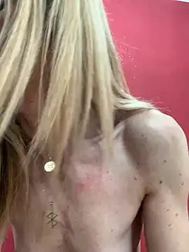 Snapshot of harleyejoker1 chatting on January 13, 2025, 11:19 am harleyejoker1 online show from January 13, 2025, 11:19 am