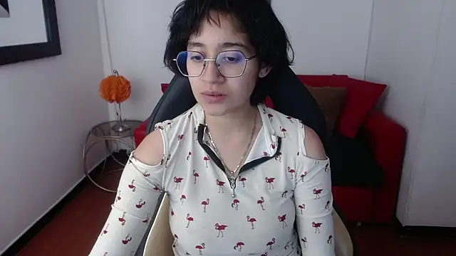 Snapshot of Lili_Gomez_ chatting on February 1, 2025, 1:09 pm Lili Gomez online show from February 1, 2025, 1:09 pm