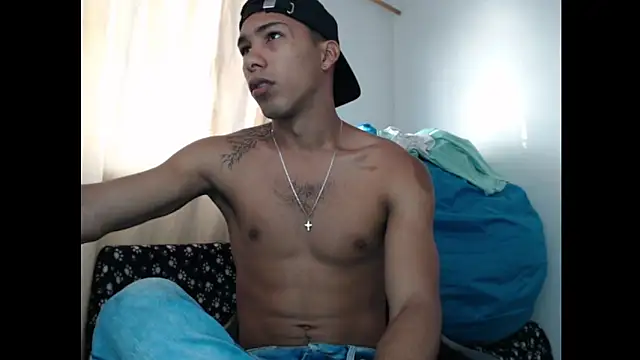 Snapshot of maximo_vega_newv chatting on December 10, 2024, 11:43 am maximo vega newv online show from December 10, 2024, 11:43 am