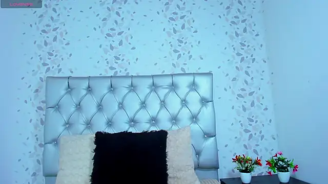 candymery online show from January 4, 2025, 7:34 pm