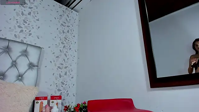 candymery online show from January 28, 2025, 10:12 pm