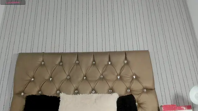 candymery online show from September 15, 2025, 8:42 pm