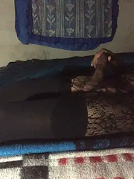 manuamador online show from December 4, 2025, 4:55 am