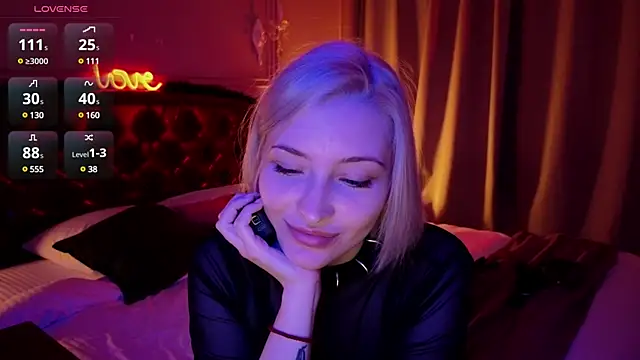 Snapshot of alexa_novak chatting on December 22, 2024, 1:34 am alexa novak online show from December 22, 2024, 1:34 am