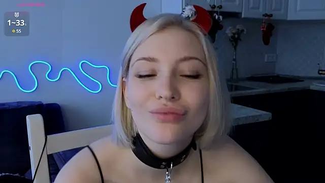 Snapshot of alexa_novak chatting on December 28, 2024, 4:30 am alexa novak online show from December 28, 2024, 4:30 am