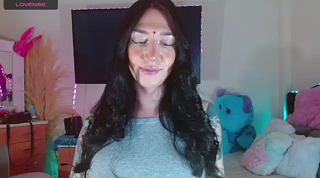 Snapshot of karla_zambrano chatting on December 24, 2024, 2:32 am karla zambrano online show from December 24, 2024, 2:32 am