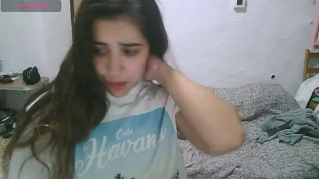 Snapshot of Ursumi1 chatting on January 24, 2025, 7:07 pm Ursumi1 online show from January 24, 2025, 7:07 pm