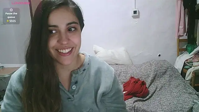 Snapshot of Ursumi1 chatting on January 25, 2025, 7:28 pm Ursumi1 online show from January 25, 2025, 7:28 pm
