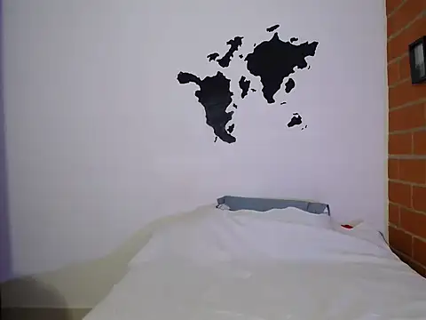 aria jhonsson online show from February 1, 2026, 5:17 am