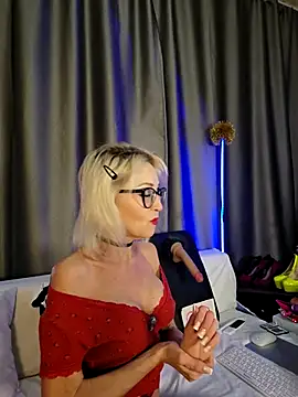 Milforja online show from January 8, 2026, 7:16 pm