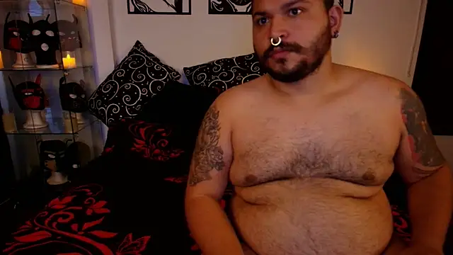 Snapshot of dannybear_ chatting on December 10, 2024, 9:11 pm dannybear online show from December 10, 2024, 9:11 pm