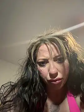 Hollyhudson123 online show from March 18, 2025, 5:52 am