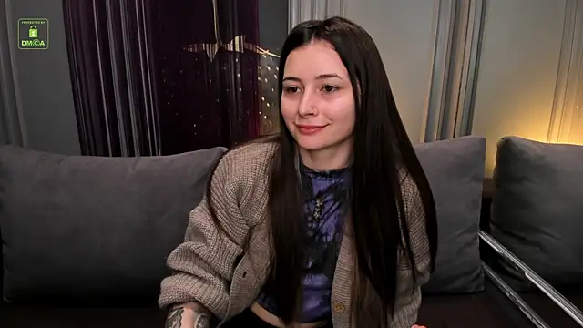 Snapshot of Ishtar_Divine chatting on March 1, 2025, 2:13 pm Ishtar Divine online show from March 1, 2025, 2:13 pm