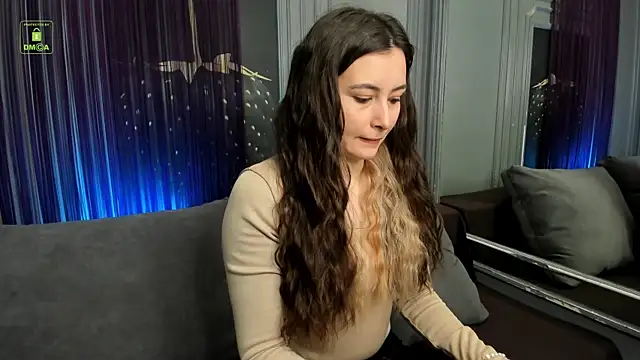 Snapshot of Ishtar_Divine chatting on March 12, 2025, 10:37 am Ishtar Divine online show from March 12, 2025, 10:37 am
