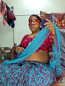 Snapshot of Real_Desi_Couple chatting on December 27, 2024, 4:10 pm Real Desi Couple online show from December 27, 2024, 4:10 pm