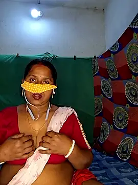 Snapshot of Real_Desi_Couple chatting on March 19, 2026, 5:17 pm Real Desi Couple online show from March 19, 2026, 5:17 pm