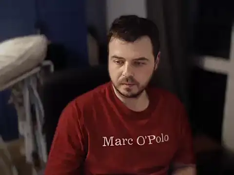 Snapshot of CuteMan33 chatting on February 10, 2026, 6:12 pm CuteMan33 online show from February 10, 2026, 6:12 pm