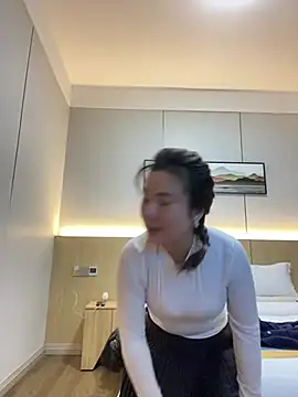 Snapshot of ChuChu1991 chatting on March 7, 2025, 11:29 am ChuChu1991 online show from March 7, 2025, 11:29 am