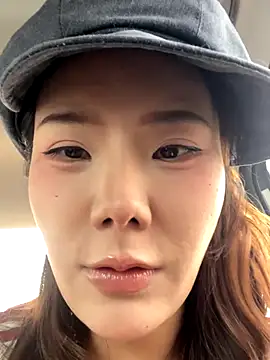 Snapshot of ChuChu1991 chatting on November 7, 2025, 7:52 am ChuChu1991 online show from November 7, 2025, 7:52 am