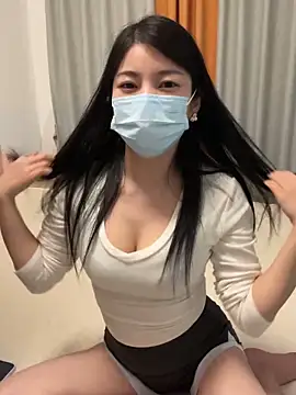 Snapshot of lululu-sweet chatting on January 3, 2025, 6:24 pm lululu-sweet online show from January 3, 2025, 6:24 pm