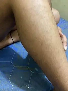 Snapshot of United3 chatting on October 29, 2025, 10:06 am United3 online show from October 29, 2025, 10:06 am