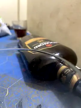 Snapshot of United3 chatting on November 1, 2025, 11:56 am United3 online show from November 1, 2025, 11:56 am