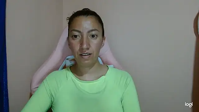 kaybabyhot online show from April 10, 2026, 4:12 pm