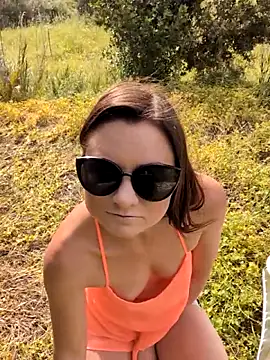 Samira-Summer online show from April 12, 2026, 7:24 am