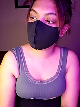 Olivia3 online show from October 12, 2025, 10:53 pm